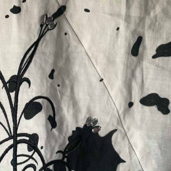 GILANI White Midi Skirt - Picture 5 of 9